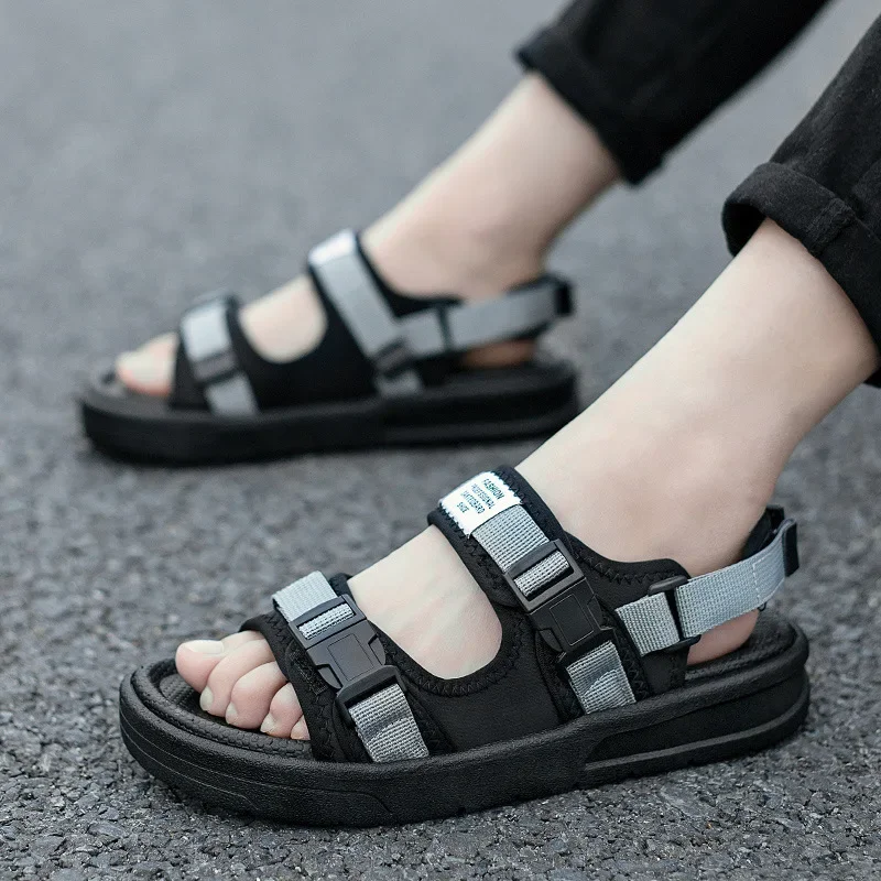 New Designer Mens Sandals Outdoor Fashion Beach Sandals  Lightweight Summer Casual Shoes Breathable Sport Platform Shoes 2024