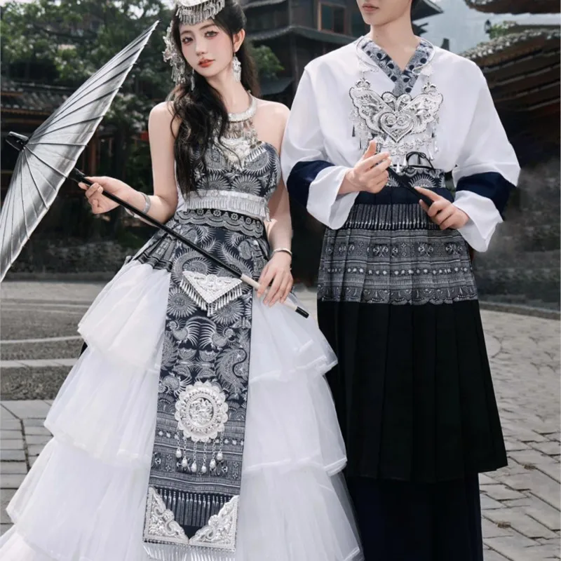 

National dress studio Tie-dye wedding exotic style photography trip shooting