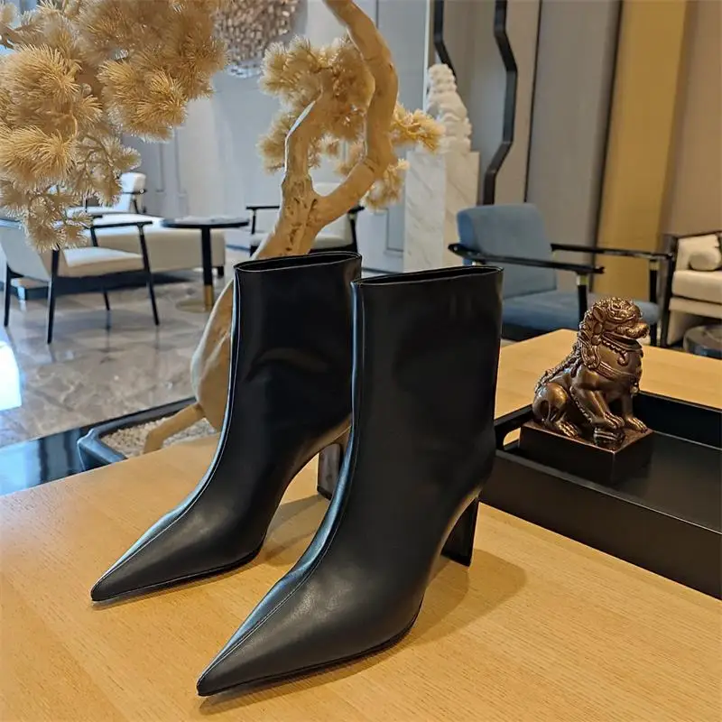 Women's pointed metal fabric ultra-high square heel design, simple and versatile, and calf short boots