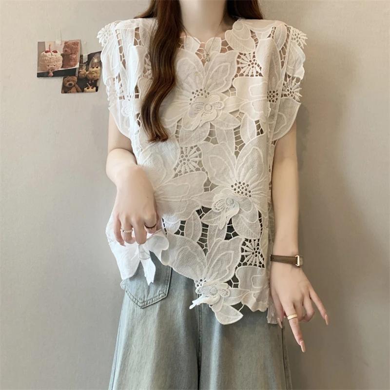 Summer Loose Pullover Blouse Sleeveless Women Embroidered Knitted Vest Shirt Fashion Hook Flower Hollow Tops