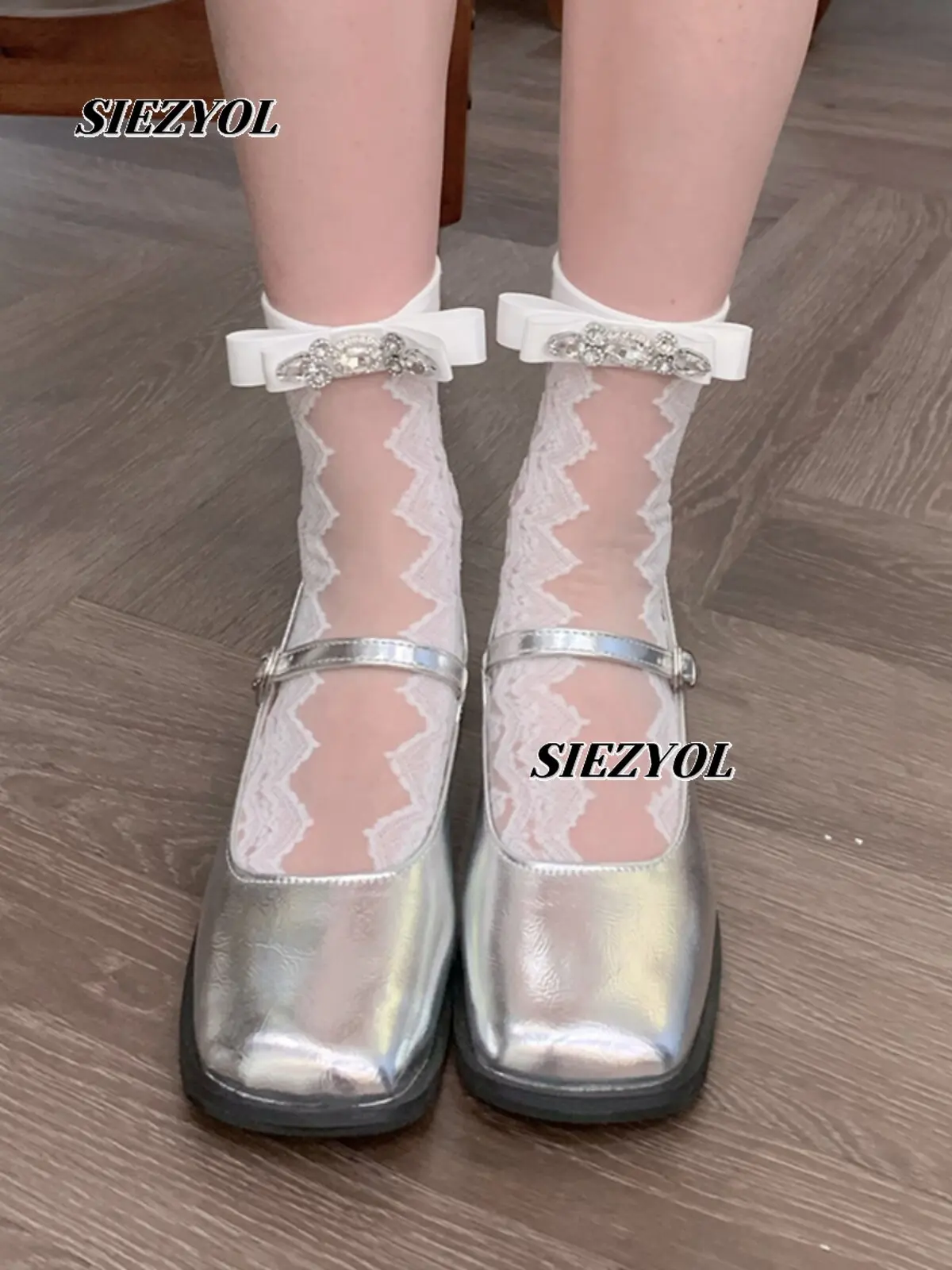 Vintage Court Style Lace Princess Crystal Socks Fashion Sweet Cute Girls Bowknot Rhinestone Summer Thin Ankle Socks
