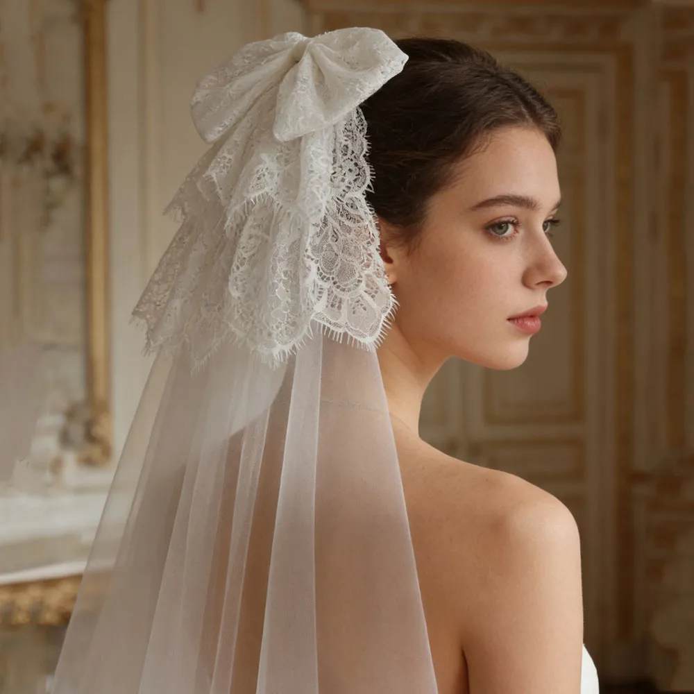 SLBRIDAL Zweischichtiger Spitzen-Schleier mit Schleife und Perlen, Brautschleier mit Kamm, Hochzeitsschleier, Brautkleid-Accessoire für Damen – Detail 3