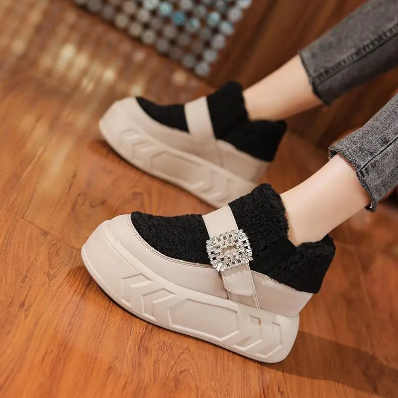 Winter New Women High Rise Thick Soled High Tops Fur Shoes with Plush Thick Thickness Comfort Warm Fashion Casual Cotton Shoes