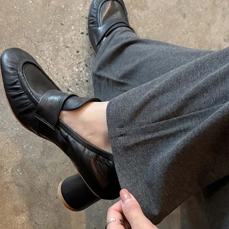 Round-toe Pleated Retro Simple Slip-on High-heel Loafers for Women 2026 New Deep-mouth Single Shoes,Commuter Small Leather Shoes