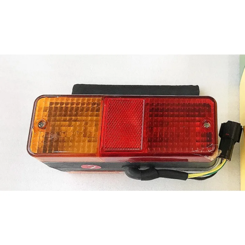 

SJ25450 SJ25451 Left Right Turn Signal Tractor Genuine Parts for John Deere 3B604 554 454