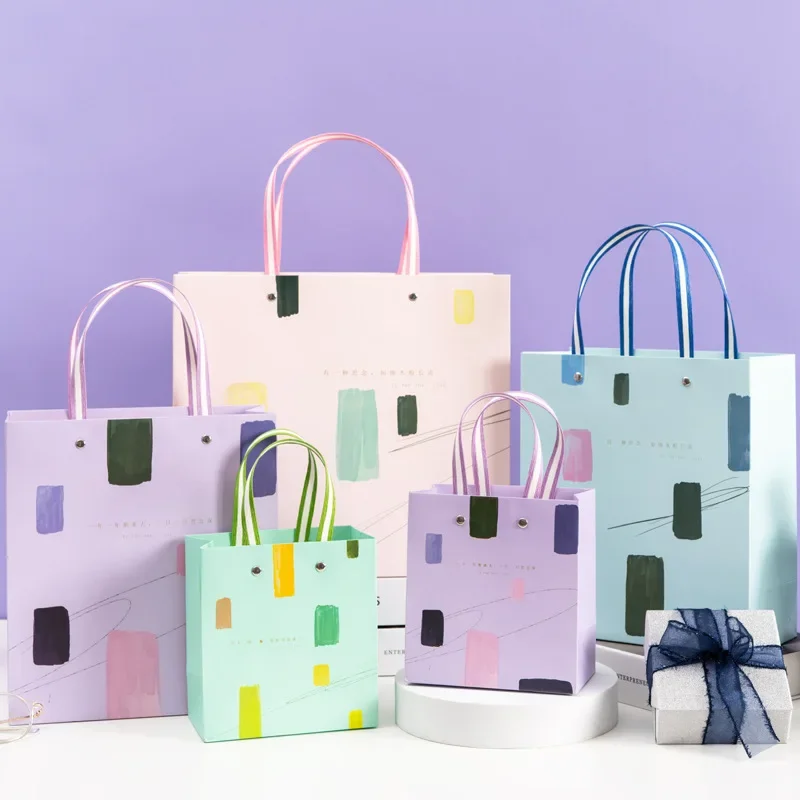 

15Pcs/Lot Watercolor Abstract Paper Bag Ins Wind Small Fresh Small Gift Packaging Bag Size 14x8x15cm