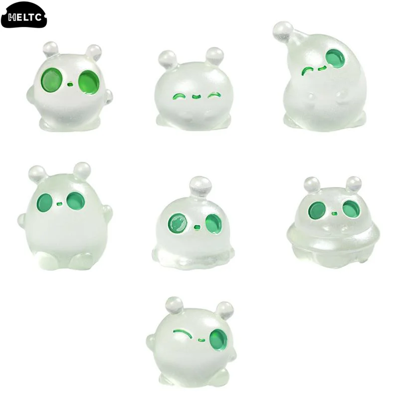5 unids/bolsa lindo brillante Mini muñeca alienígena adorno de coche de resina Micro figuras de paisaje accesorios decoración del hogar juguete para regalo luminoso