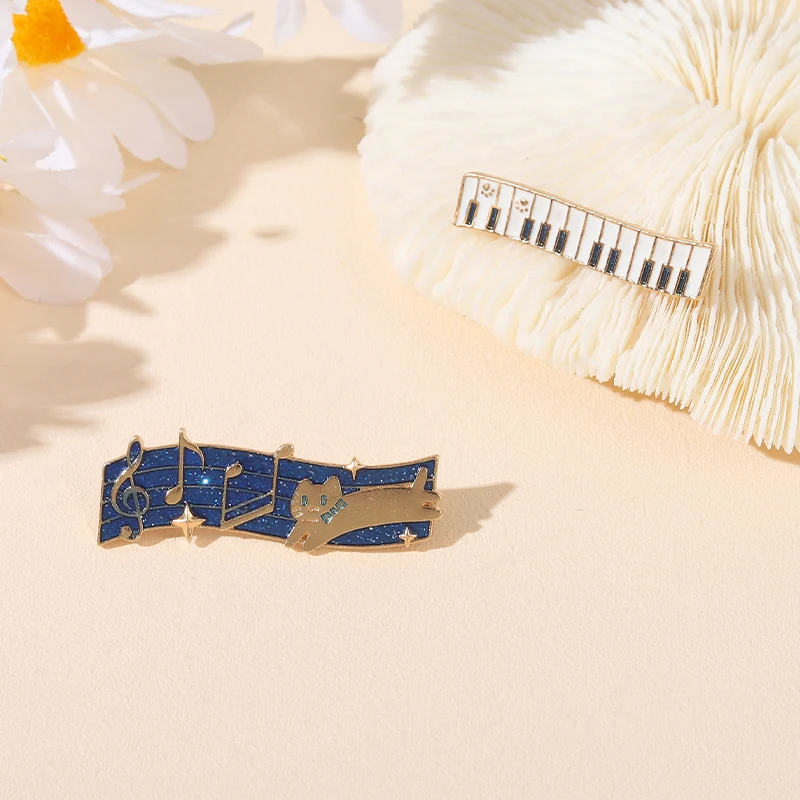 Juego de pinzas para el pelo para niña y estudiante, pasador de aleación con teclas de Piano, música azul, corazón Kawaii