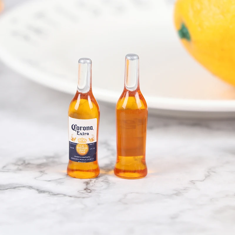 【M】10Pcs 1:6 Dollhouse Miniature Resin Beer Bottle Simulation Wine Bottle Model Doll House Accessories Kids Toys
