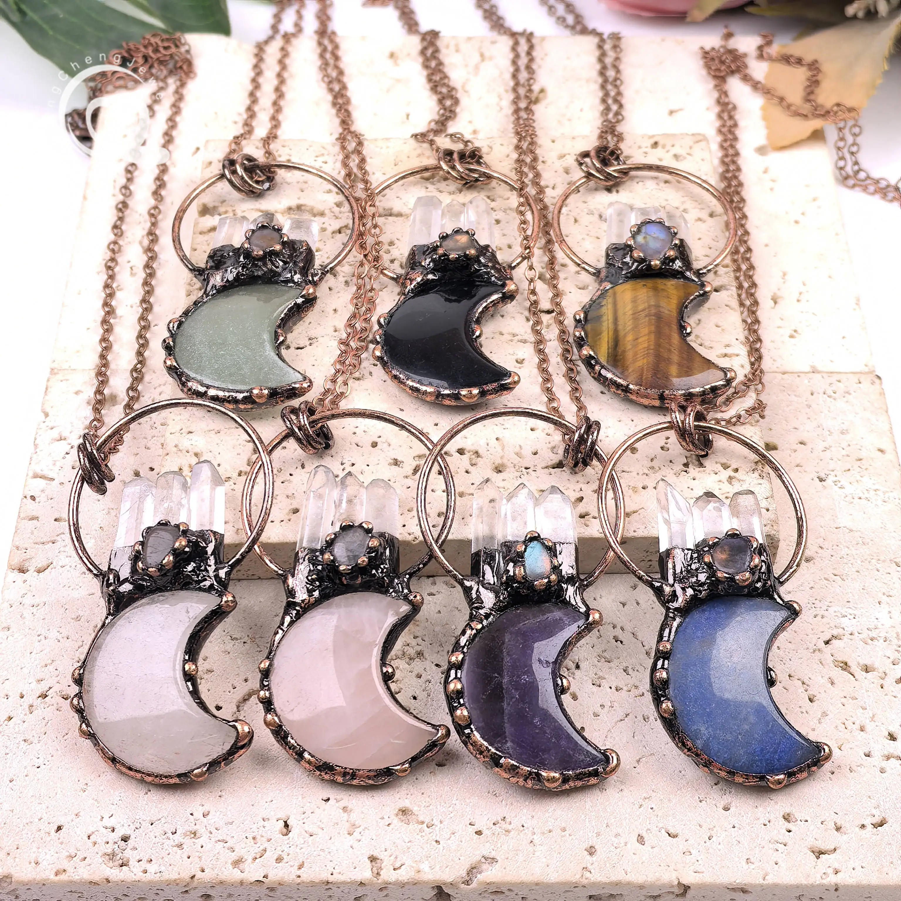 

Soldered Bronze Hoop Moon Gemstone Pendants Antique Copper Raw Crystal Point Amethyst Necklace Charms Retro Brass Jewelry QC3455