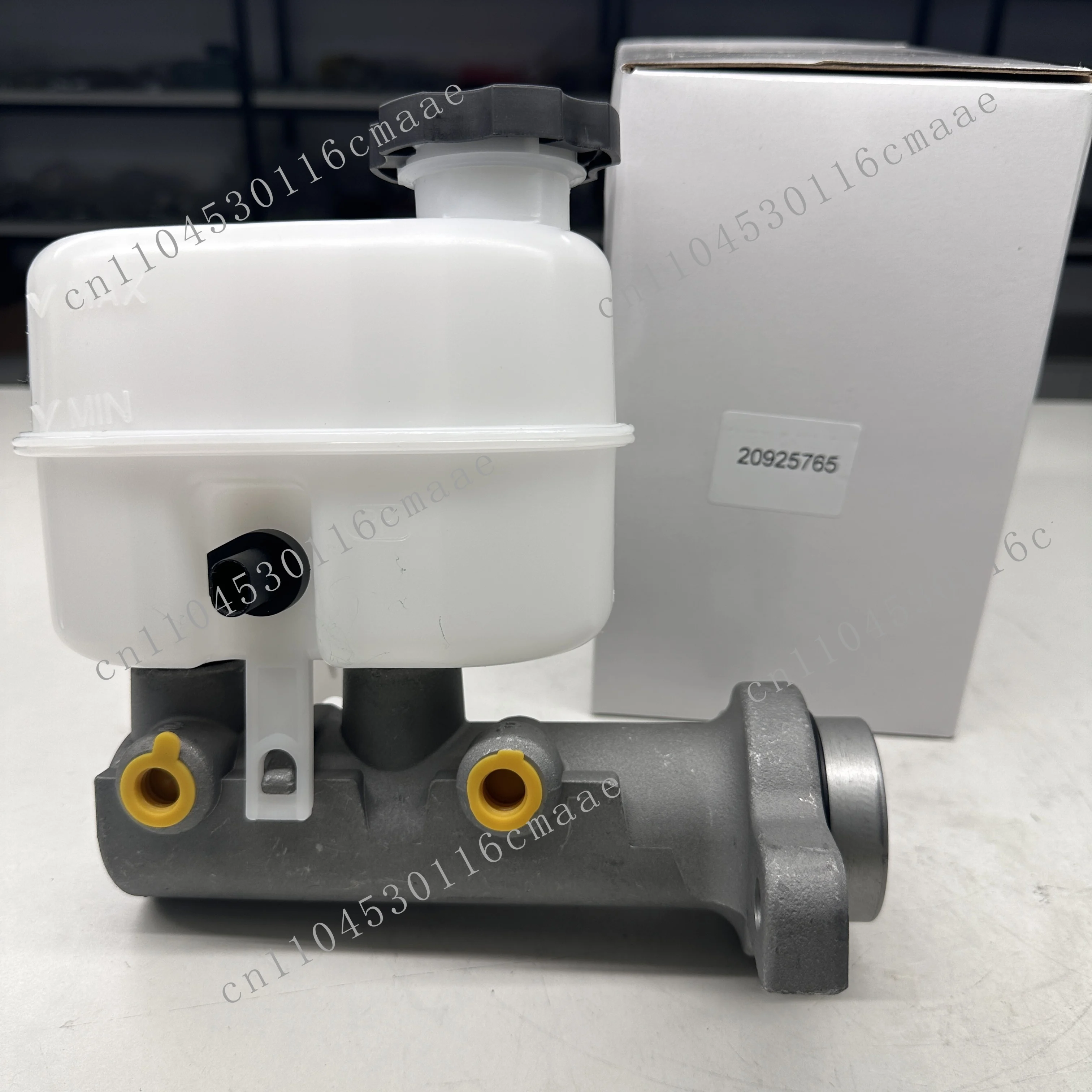 

Главный тормозной цилиндр для Chevrolet 20925765 130.66076 13-4668 NM4297