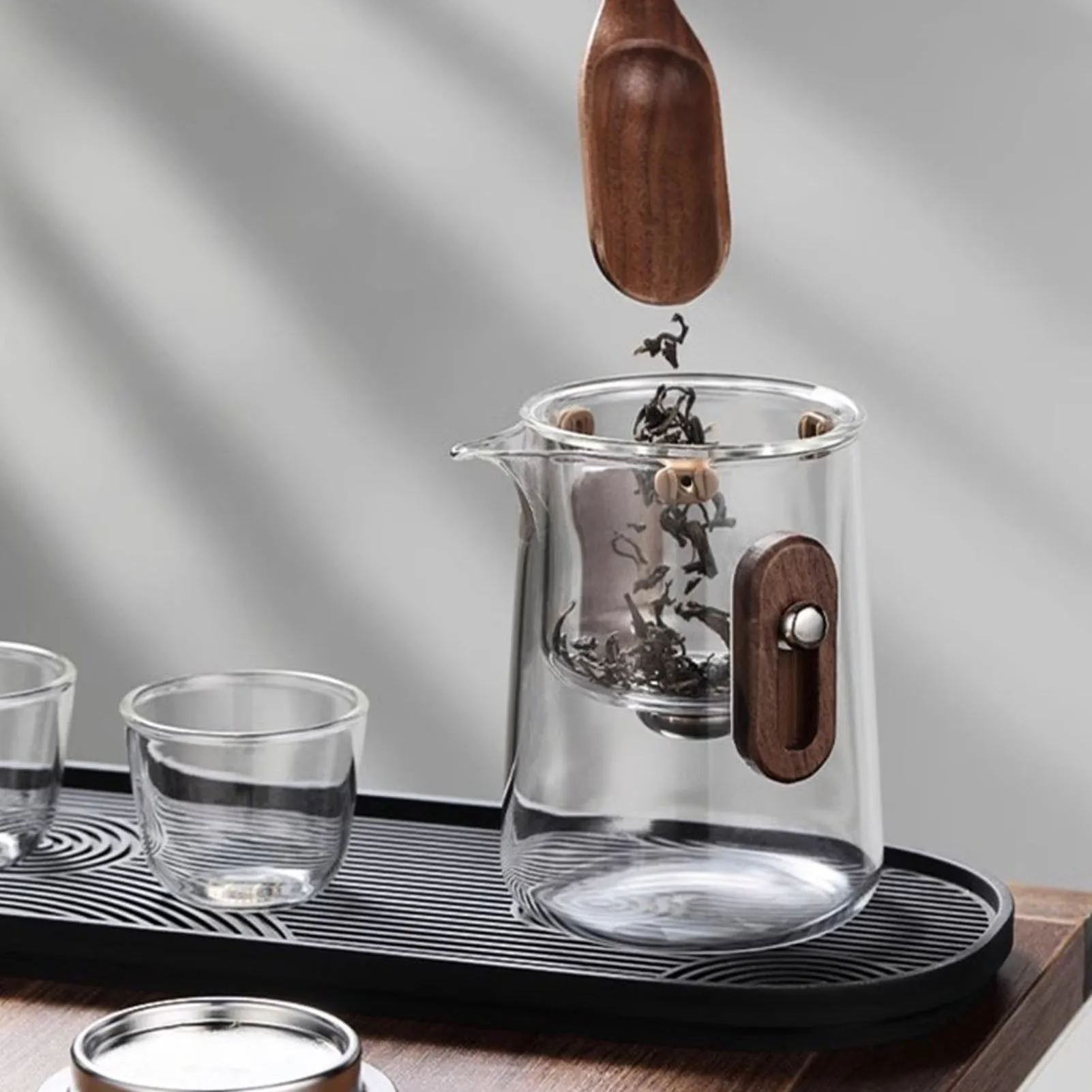 

Water Separation Glass Teapot Heatproof Easy To Clean Glass Tea Pot Set Accurate Pouring 330ml Removable with Strainer for Home