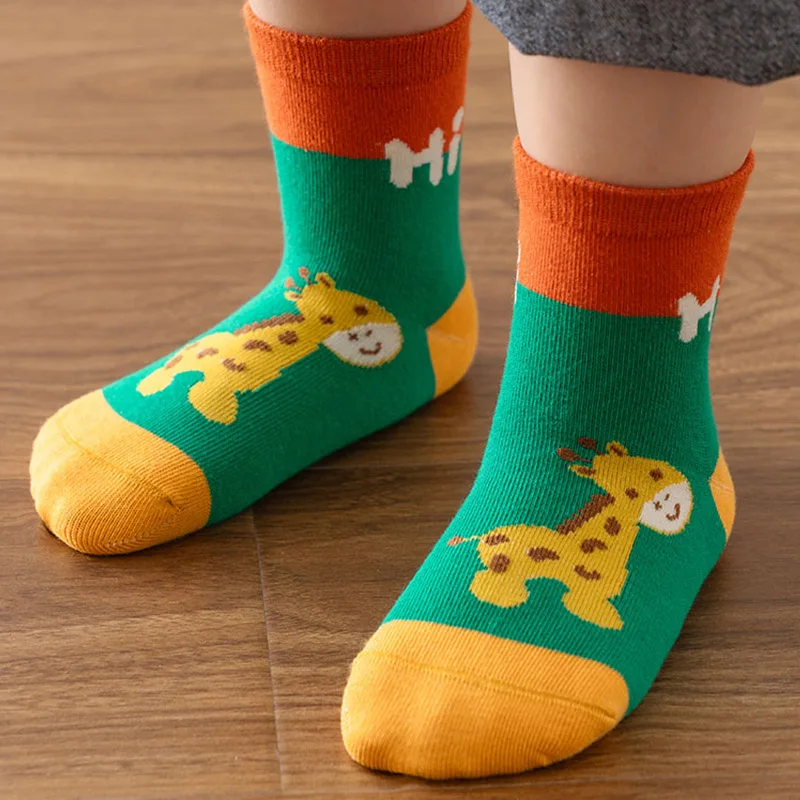 5 Pairs Of Autumn New Socks Baby Combed Cotton Cartoon Giraffe Pattern Green Striped Children's Skin-Friendly Mid-Tube Socks