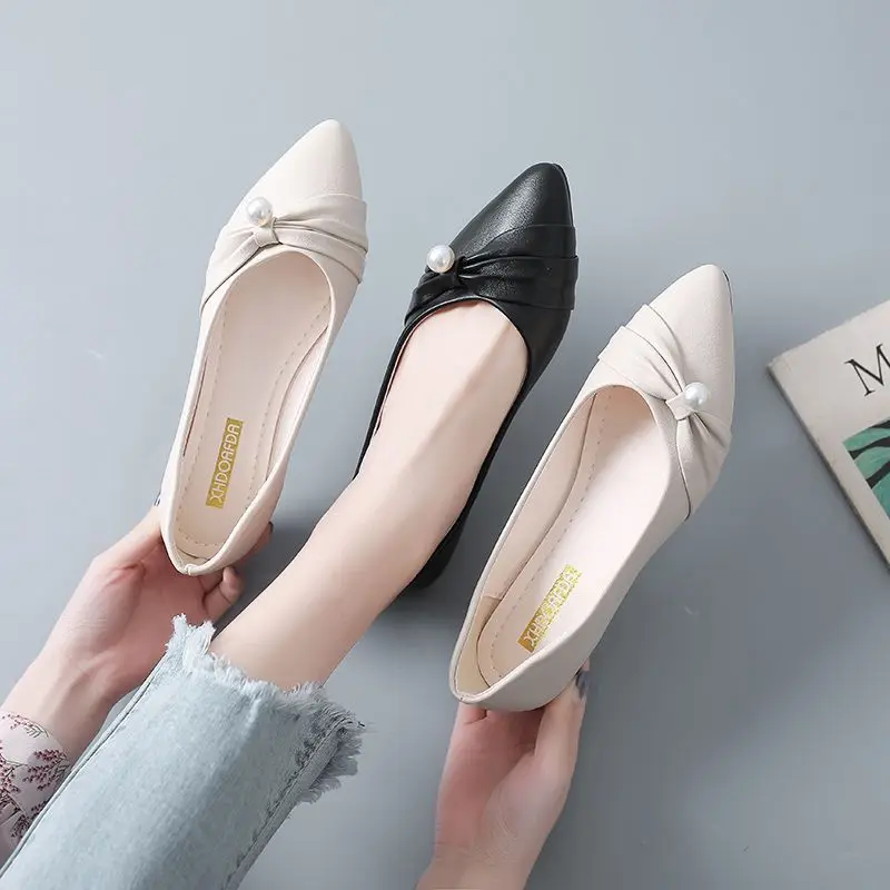 Shoes for Women Slip-on Pearl Low Heel Elegant Pointed Toe Woman Flats Stylish Lastest Genuine Mark Offer Korean Style Promotion