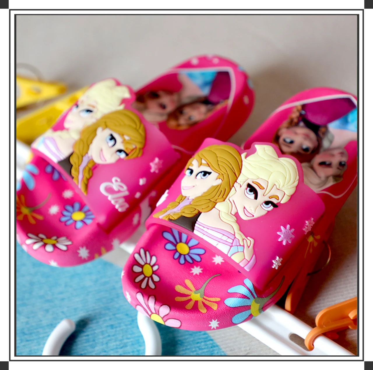 New Summer Children Sandals Kids Elsa Anna Cartoon Princess Shoes Toddler Girls Soft Sole Shoes Girl Anti-Slip Slippers