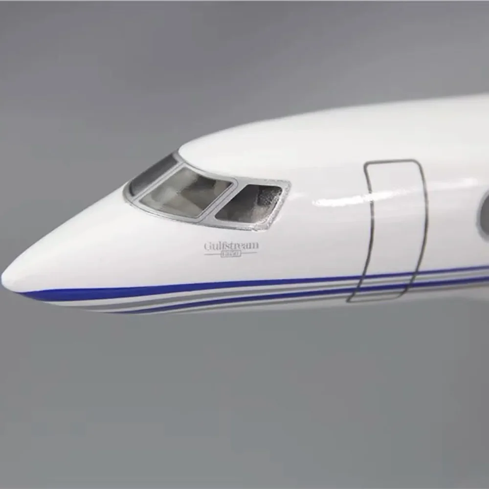 Business Jet G650 Model 1:70 Hollowed Out 45cm Passenger Transport Plane Model Gift Decoration Model Collectible Toy Gifts