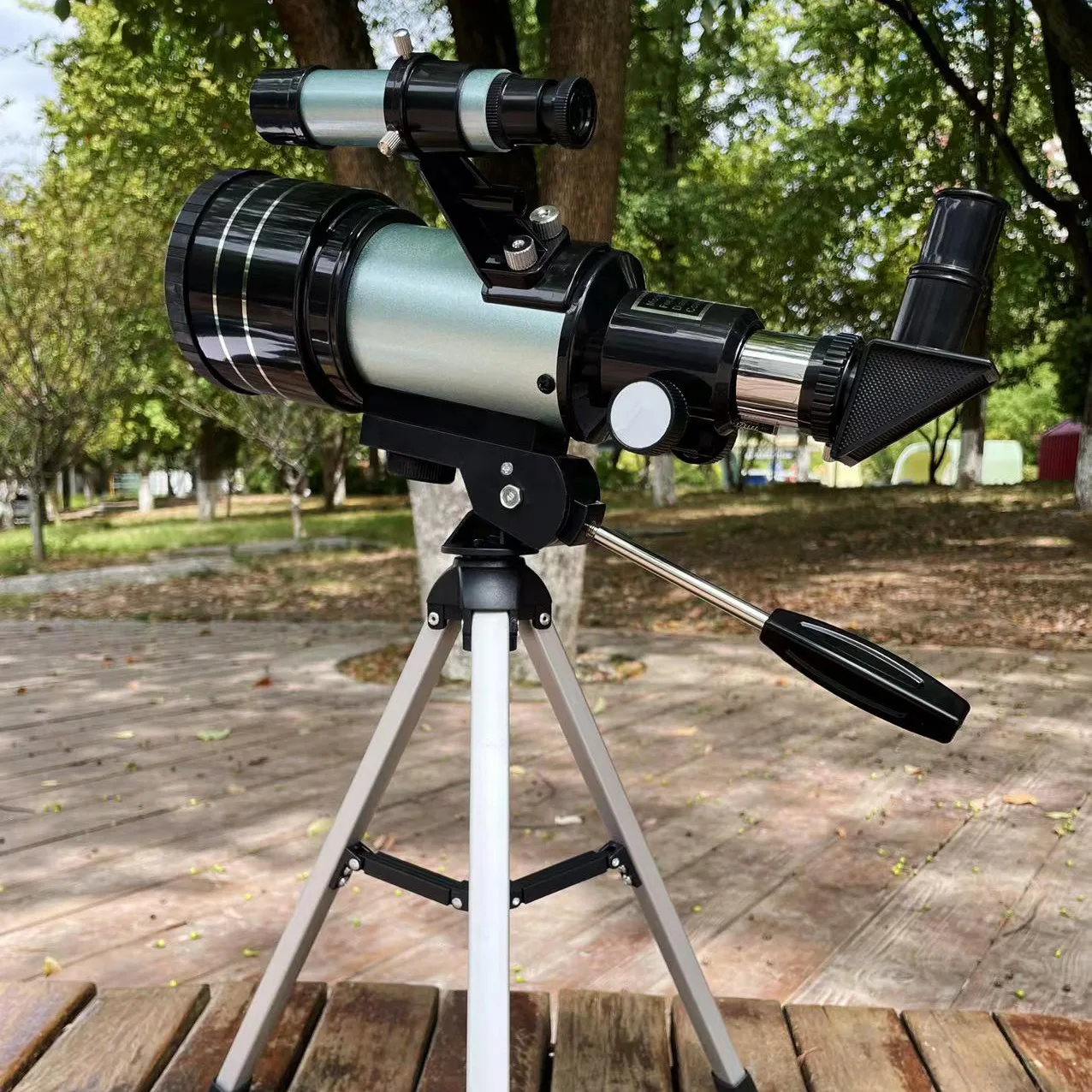 

Astronomical Telescope 30070 with Finder Mirror Tripod Phone Clip High Magnification Entry Using Astronomical Stargazing View