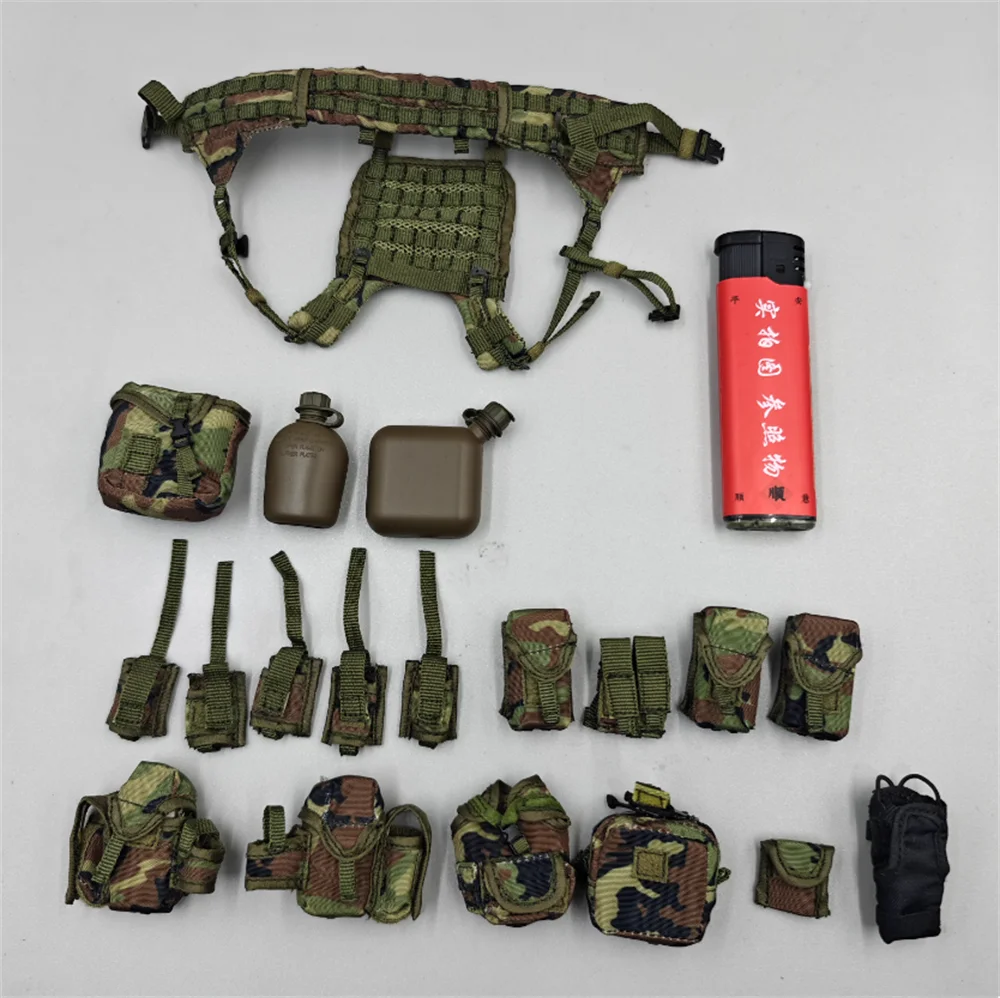 

Scale 1/6 DAMTOYS DAM 78057 WF2018 US. Soldier Doll Hang Chest Vest Water Bottle Accessories Toys Model For 12" Doll Figure DIY