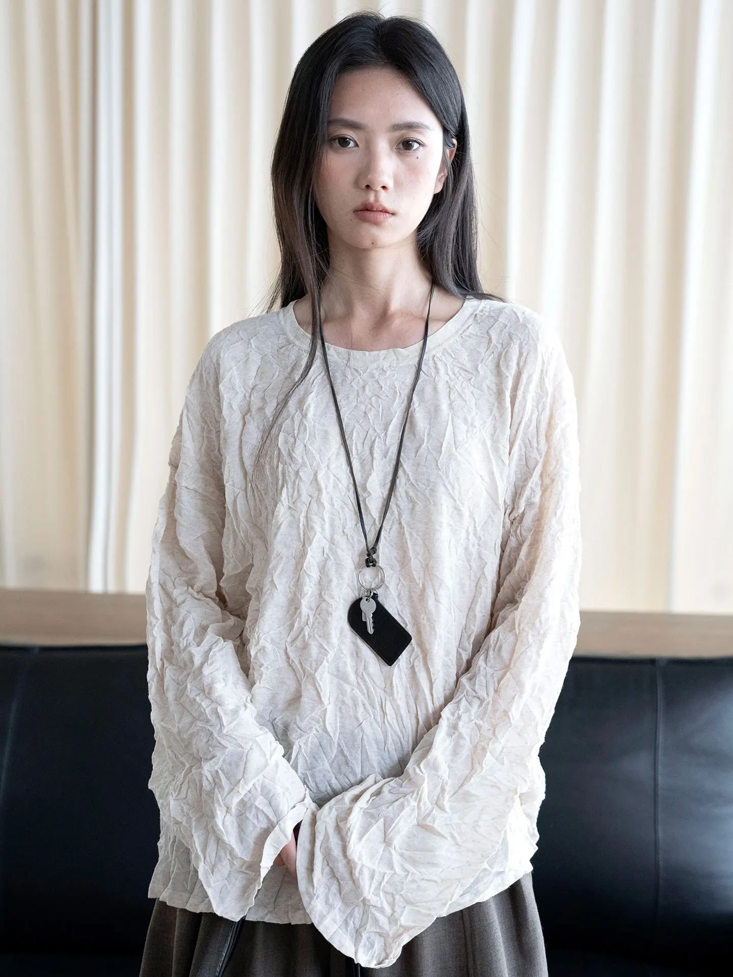 Autumn new Japanese lazy and relaxed round neck wrinkled loose linen T-shirt skin friendly top for women
