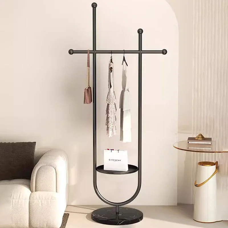 Metal Minimalista Clothing Rack, Prateleiras de entrada, Cabides portáteis, Vestuário, Quarto, Home Acessórios, Place Saving