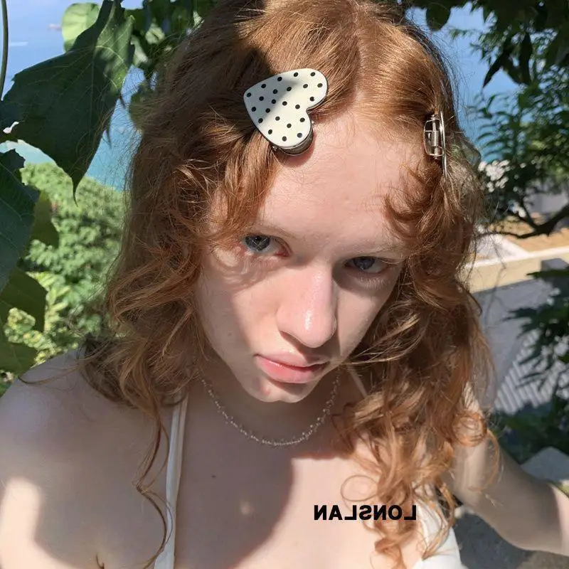 

Cute Playful Love Hair Clip Korean Polka Dot Heart Shape Metal Clip Duckbill Clip Girl Fashion Elegant Hair Accessories Head