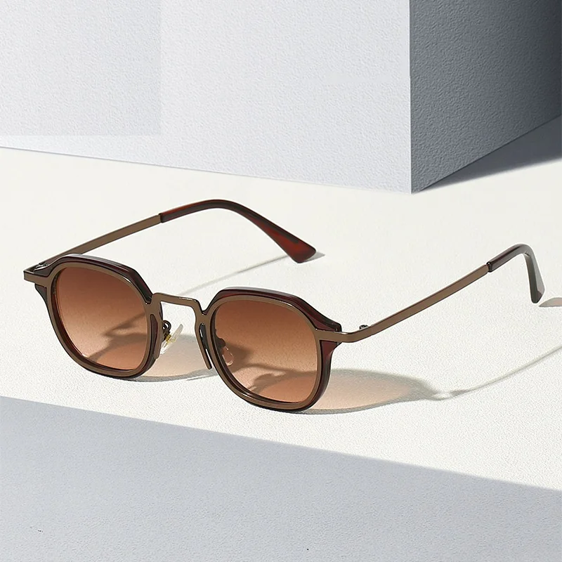 Classic Men Round Sunglasses Women Metal Frame UV400 Sun Glasses Men\'s Female Fashion Eyewear Female Brand Design Metal Frame