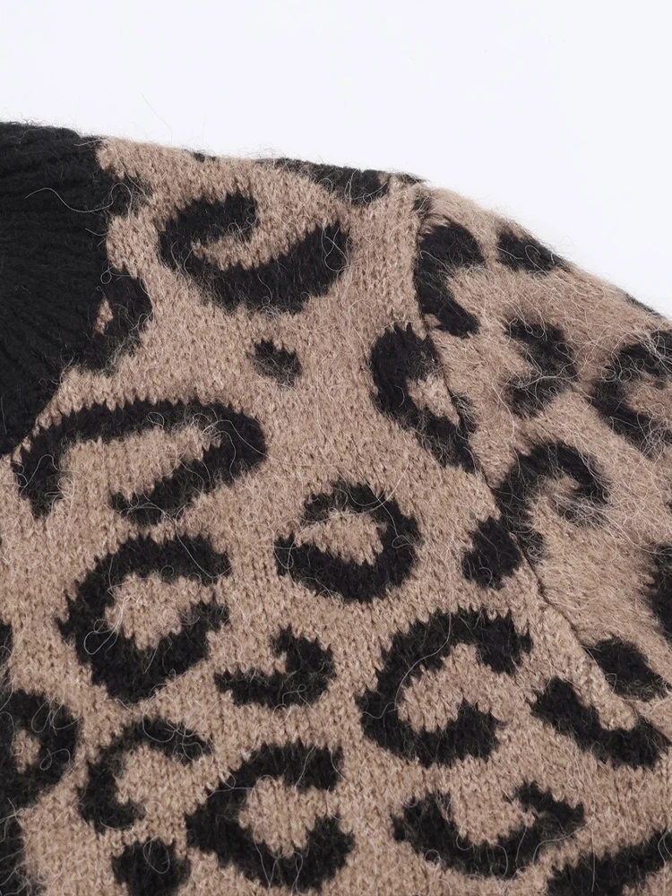 Cardigan in maglia jacquard con stampa animalier girocollo versatile ed elegante alla moda da donna di nuovo arrivo in stile europeo.