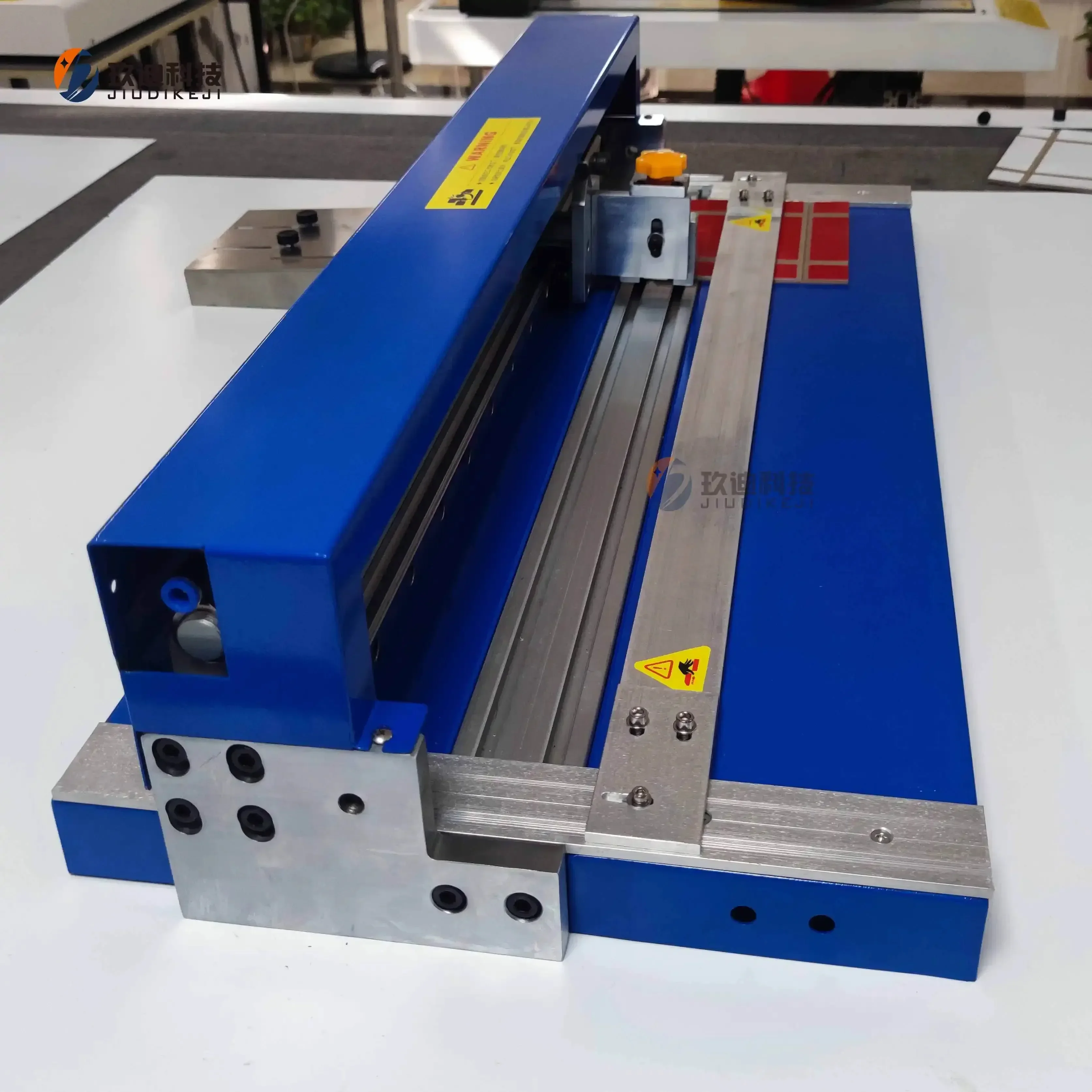 

New Electric Office Pneumatic Slotting Proofing Machine Carton Gray Board Cutter