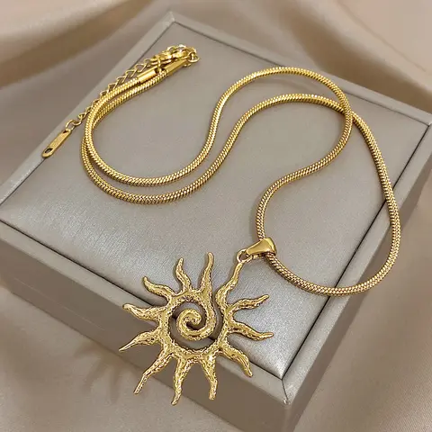 Vintage Chic Güneş Şekilli Kolye Paslanmaz Çelik Kolye Bildirimi Altın Moda Takı Aksesuarları Kadın Erkek Çift Hediye