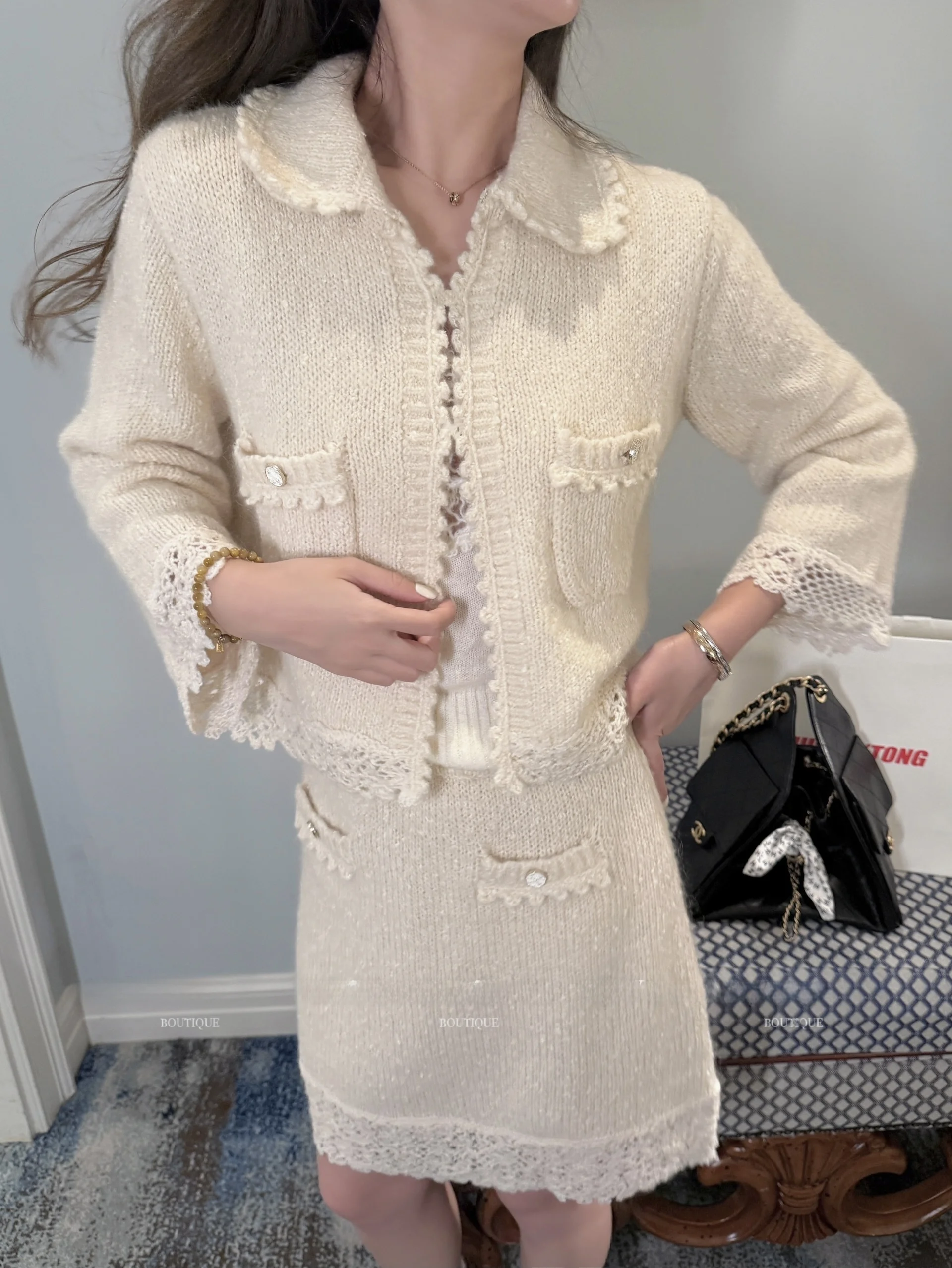 

Вязаный комплект из шерстяной пряжи: топ и юбка с красивыми цветами, кружевом и высокой талией, длинный рукав, элегантный стиль для женщин