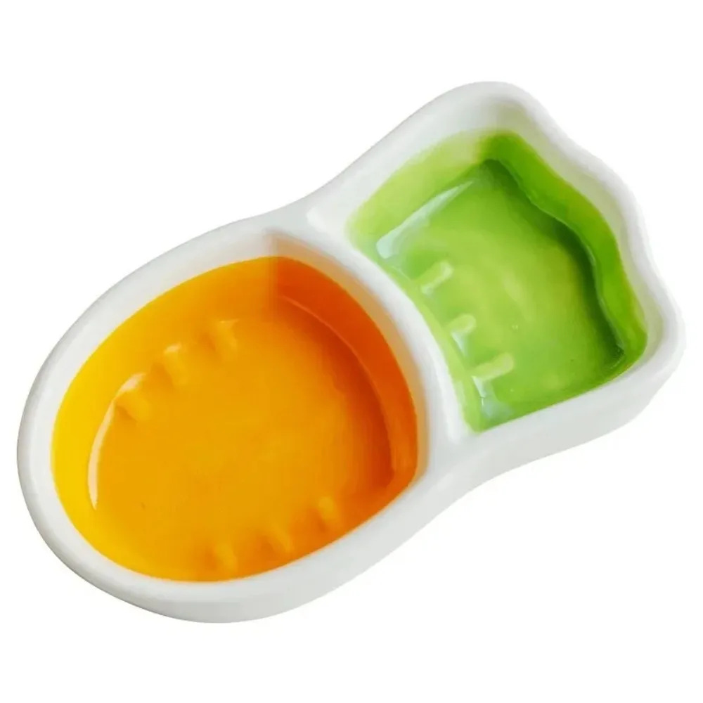 Carrot Shape 2-in-1 Small Pet Bowl Separated Anti chew Food Water Basin for Hamster Hedgehog Cage Accessories view 6