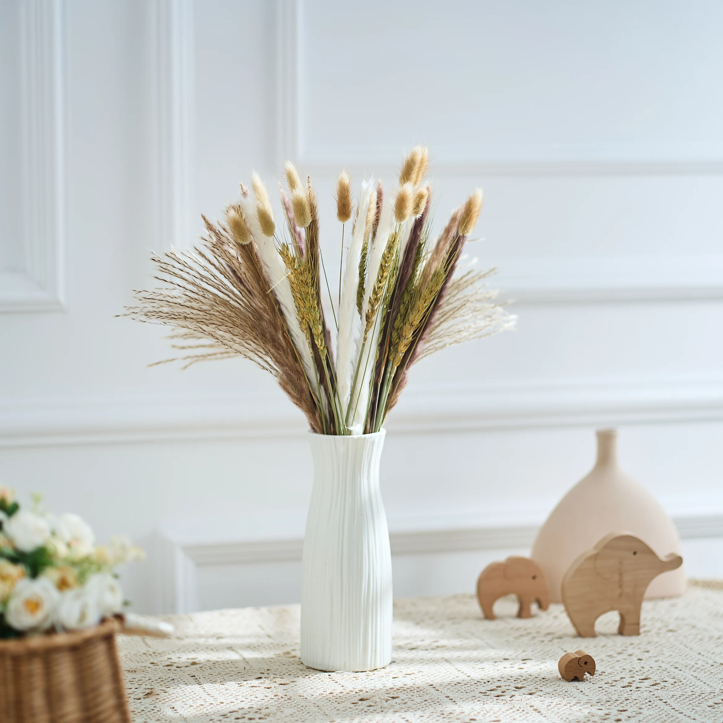 

40PCS Nature Dried Flowers Black Pampas Grass Decor Table Room Fluffy White Pampas for Wedding Boho Decor Christmas Decoration