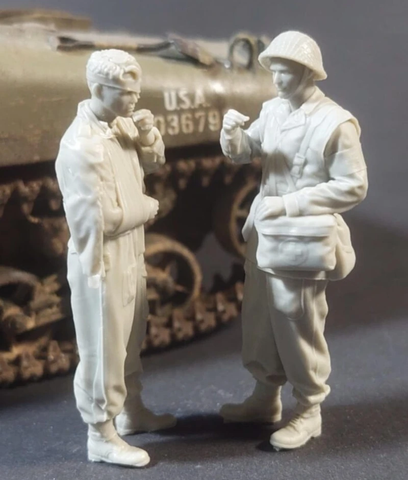 

Масштаб 1/35, литая под давлением фигурка из смолы, набор моделей, британский фельдшер, набор из 2 фигурок в разобранном виде и неокрашенном виде