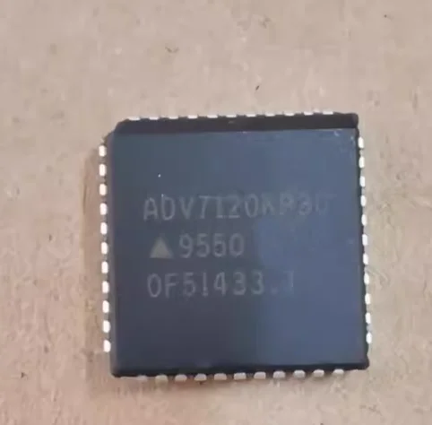 IC NEW 100%   ADV7120KP30