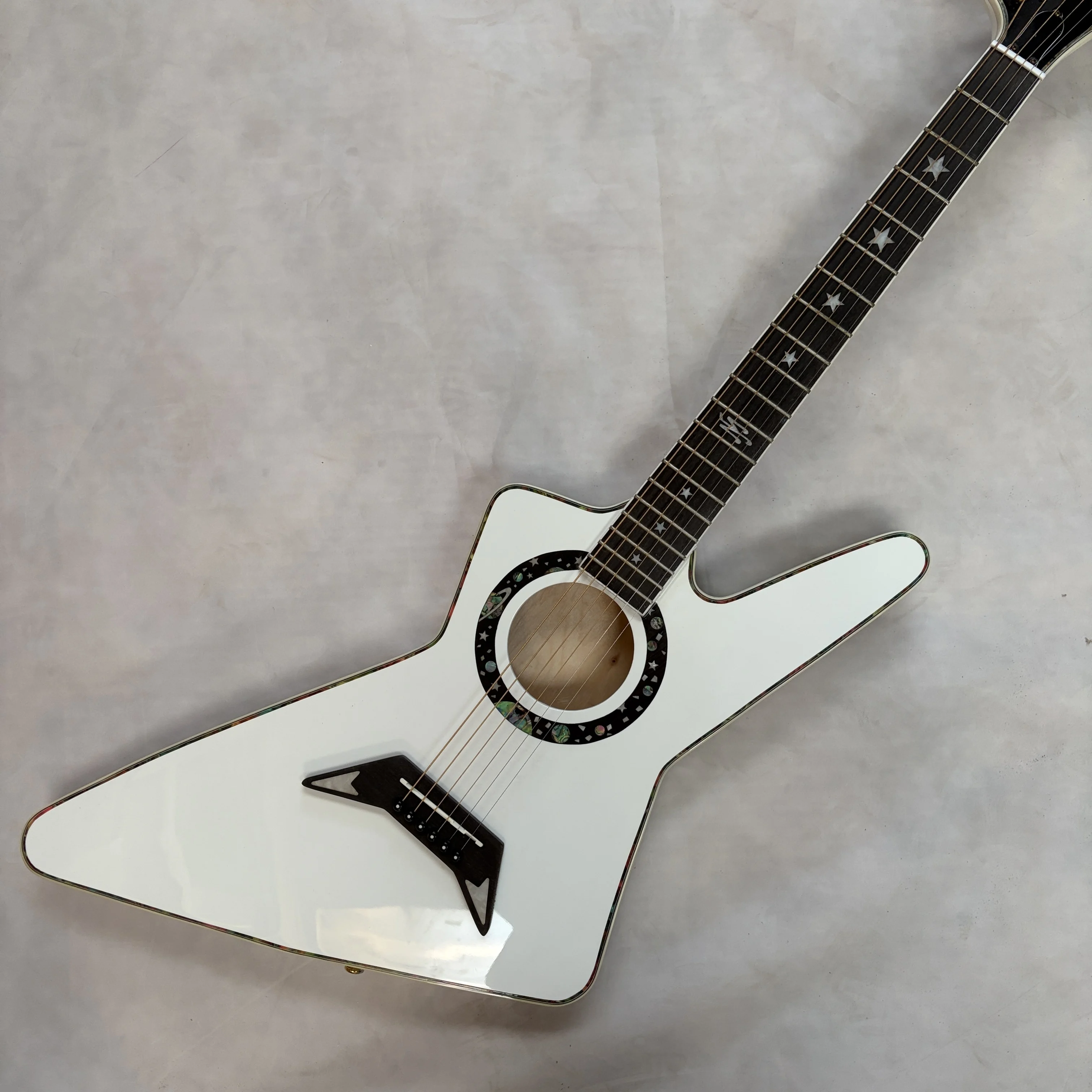 

Acoustic Guitar, Solid Spruce Top Mahogany Back/Sides, White Gloss Finish, Abalone Rosette, Star Inlays, Vintage Retro Gift