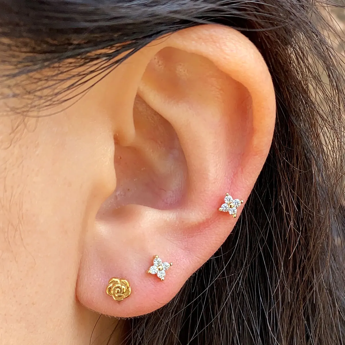 1PC Gold Color 20G Bar Screw Back Studs Women Cute Zircon Ear Bone Nail Mini Crystal Flower Pierced Tiny Earrings