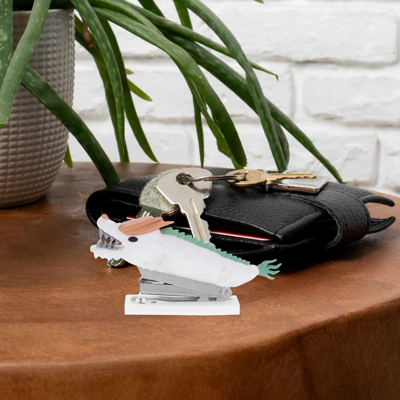 

Dragon Shaped Mini Stapler Cute Small Compact Portable Office Supplies for Desk Classroom Students Hand Stapler