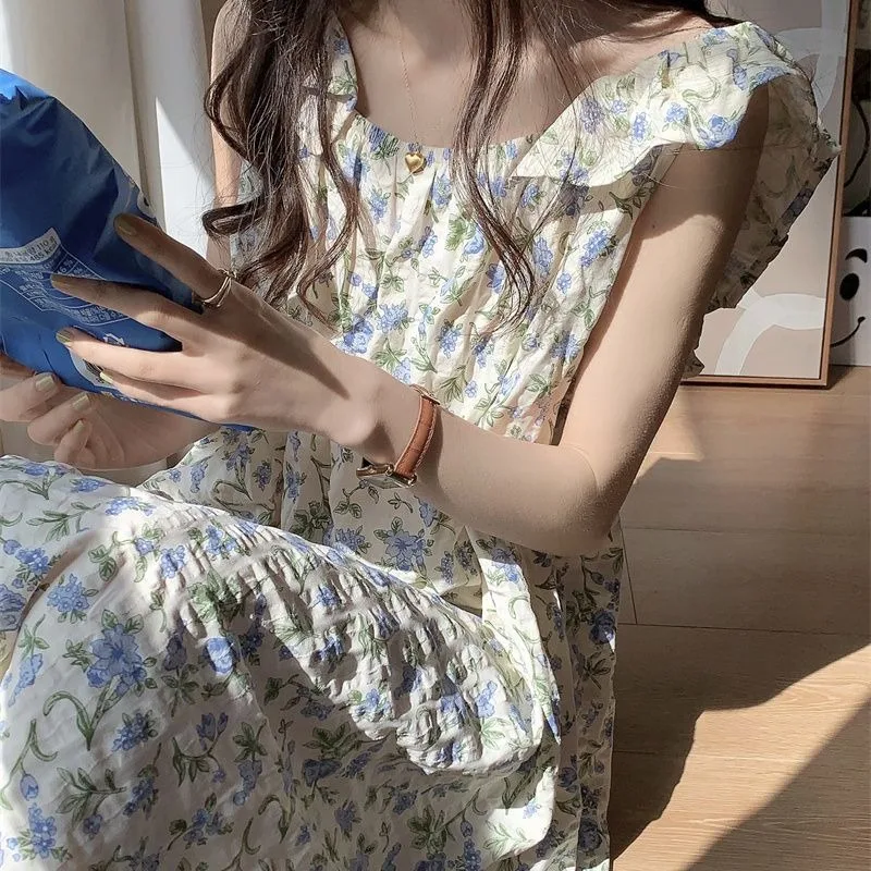 Рисунок 2 - Женская ночная рубашка с цветочными оборками