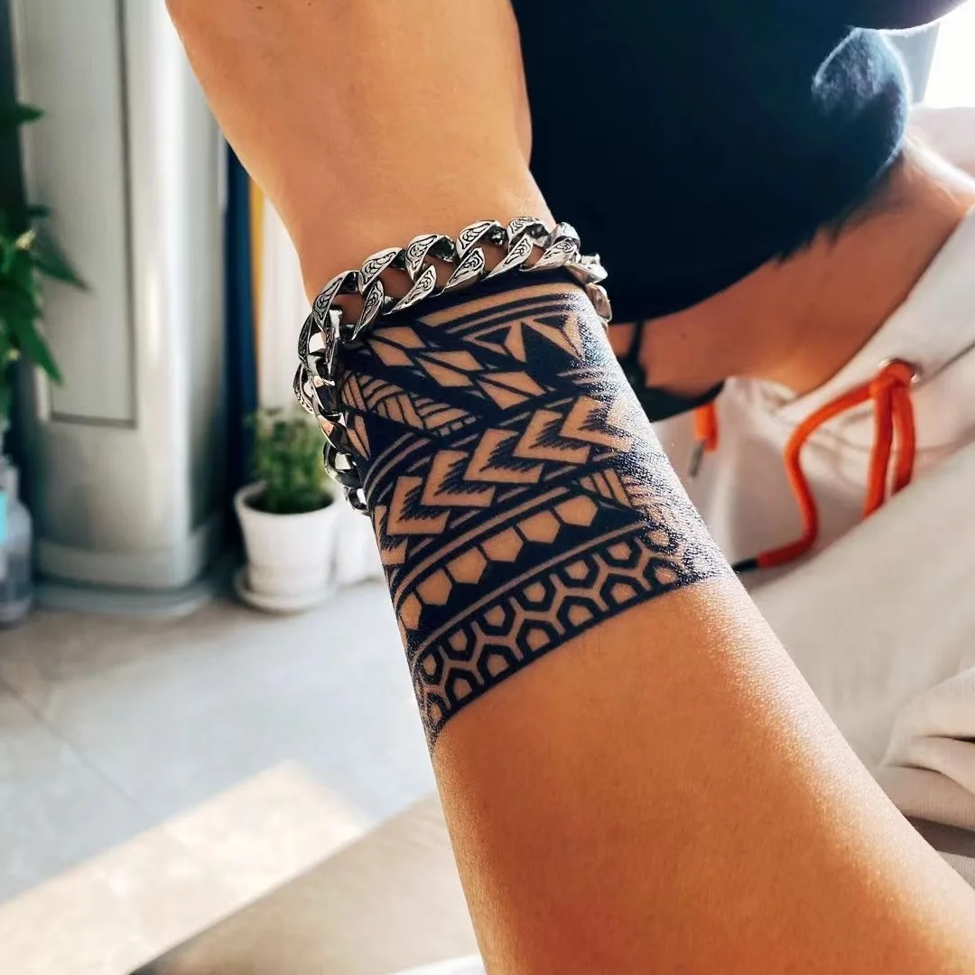 1 Sheet Armband Back Waterproof and Long-lasting Temporary Tattoo