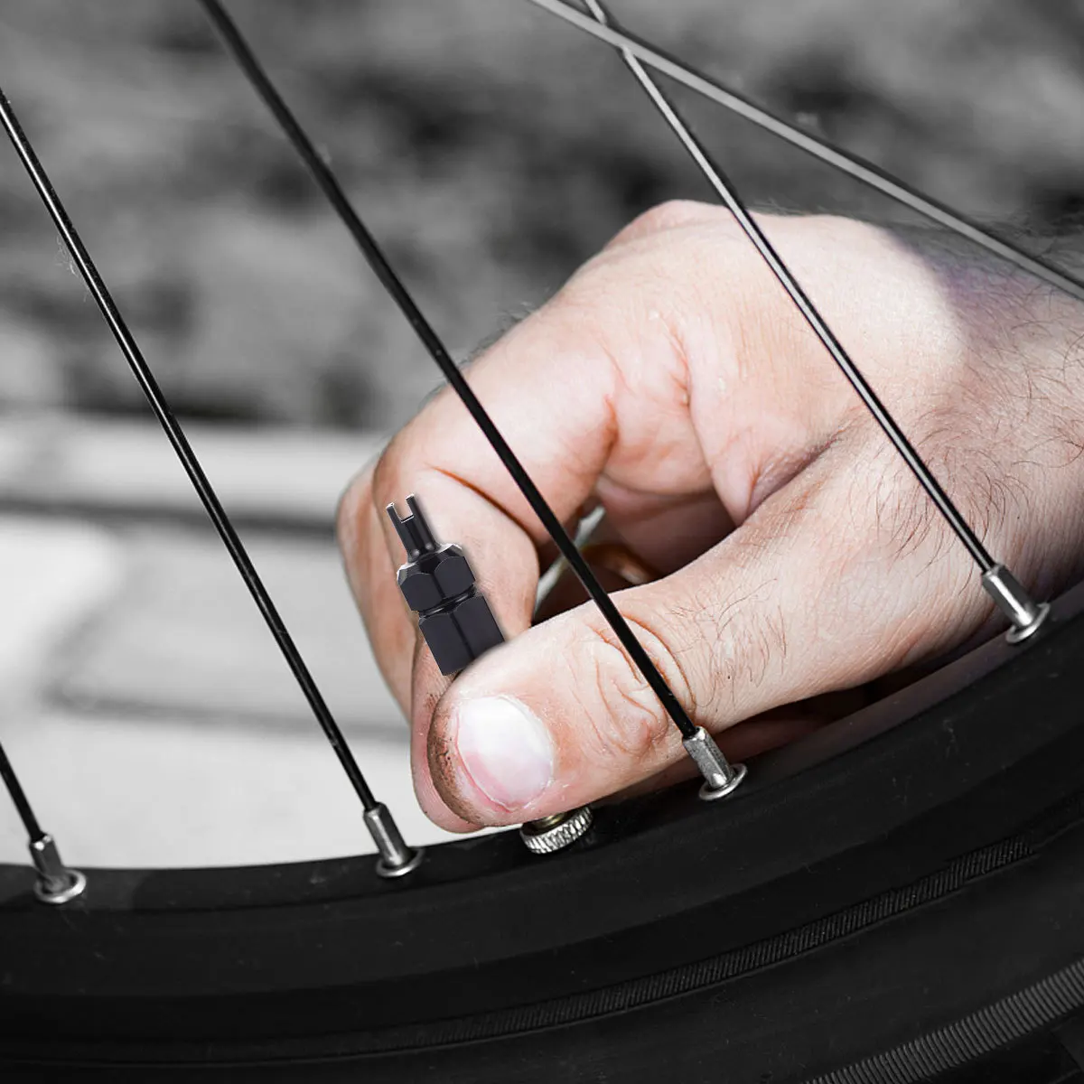 

Bike Core Removal Strong Durable Tire Valve Tool for Tubeless Stem Installation Portable