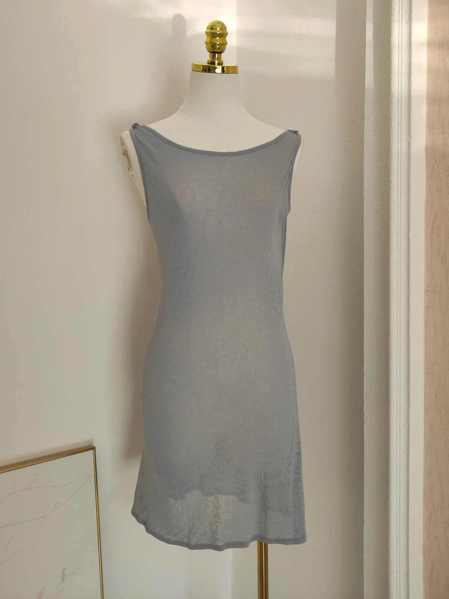 여성 섹시 긴팔 홀 디자인 클럽 바디콘 미니 드레스 라운드넥 주름 이브닝 파티 럭셔리 생일 드레스 신상 베스티도