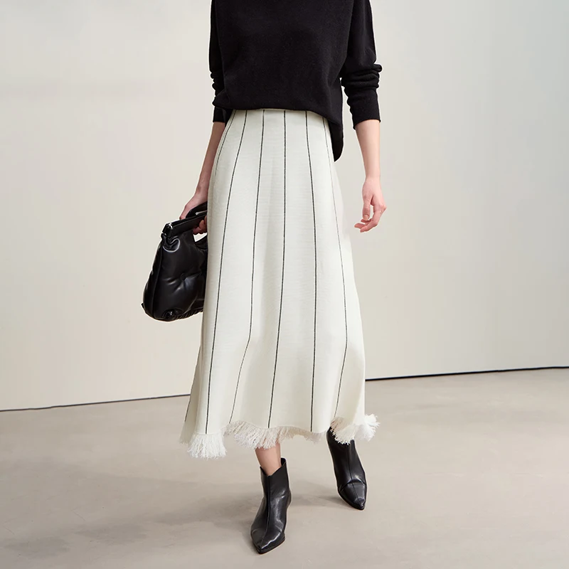 Amii Women's A-Line Knitting Skirt with Stripes and Tassels