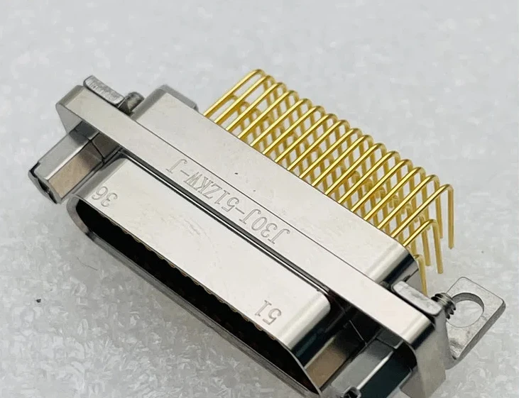 J30J-51ZKW-J J30J-51ZKWP7-J Rectangular Connector Plug, 51 Core Socket, Tight Pin
