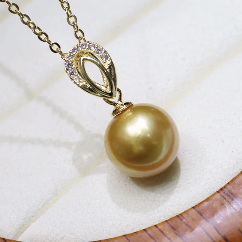

Freshwater Pearl Pendant Perfect Round Slightly Blemished Skin Glossy Good 18k Gold Filled Micro Inlaid fashion easiest for matc