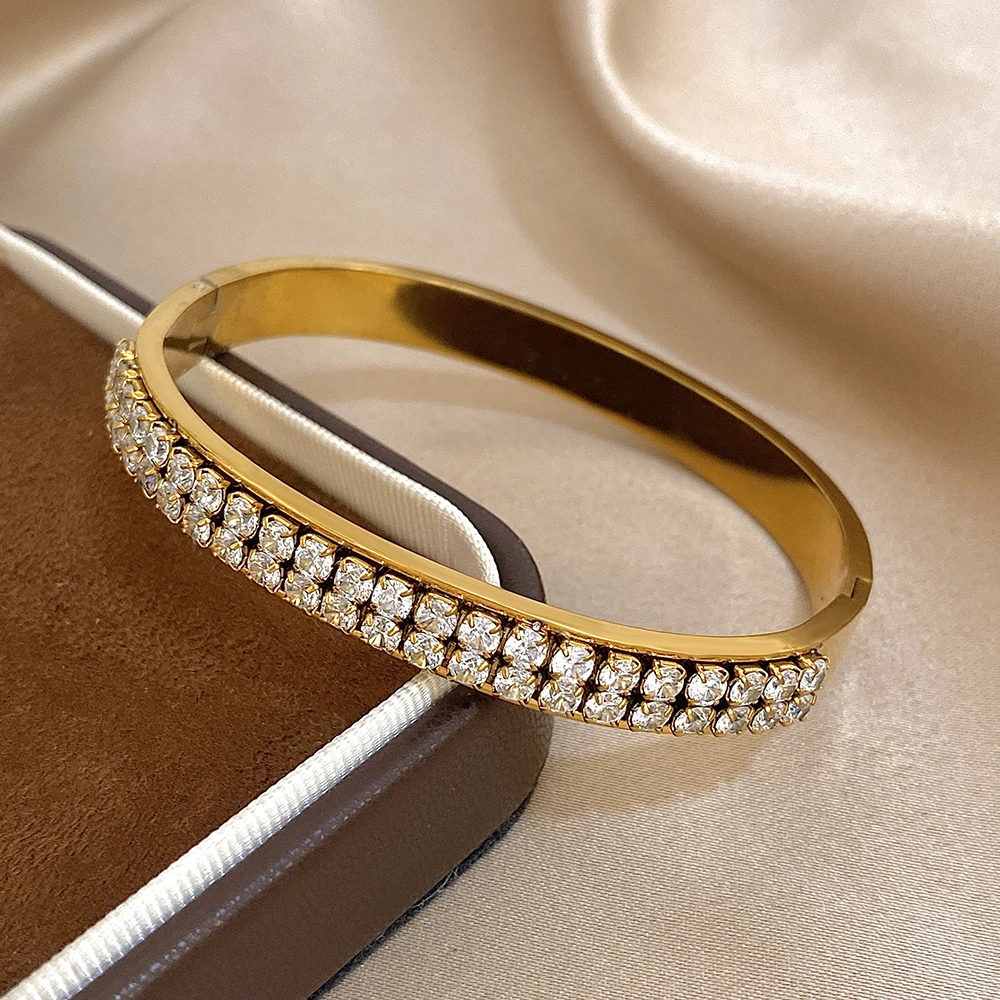 

Freetry Elegant Shiny Zircon Stainless Steel Round Open Bracelet for Women Minimalist Waterproof Smooth Gold Color Spring Bangle