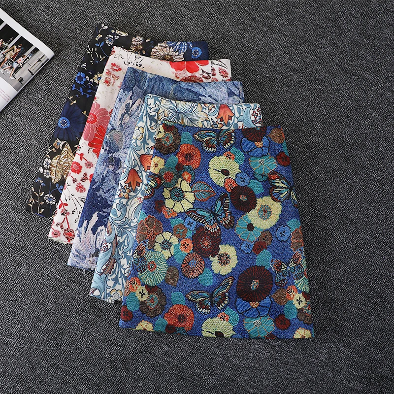 

French Style Complex Printed Short Skirt High Waist Fashionable Versatile Tight Skirt 2025 Summer New A-line Hip Hugging Skirt