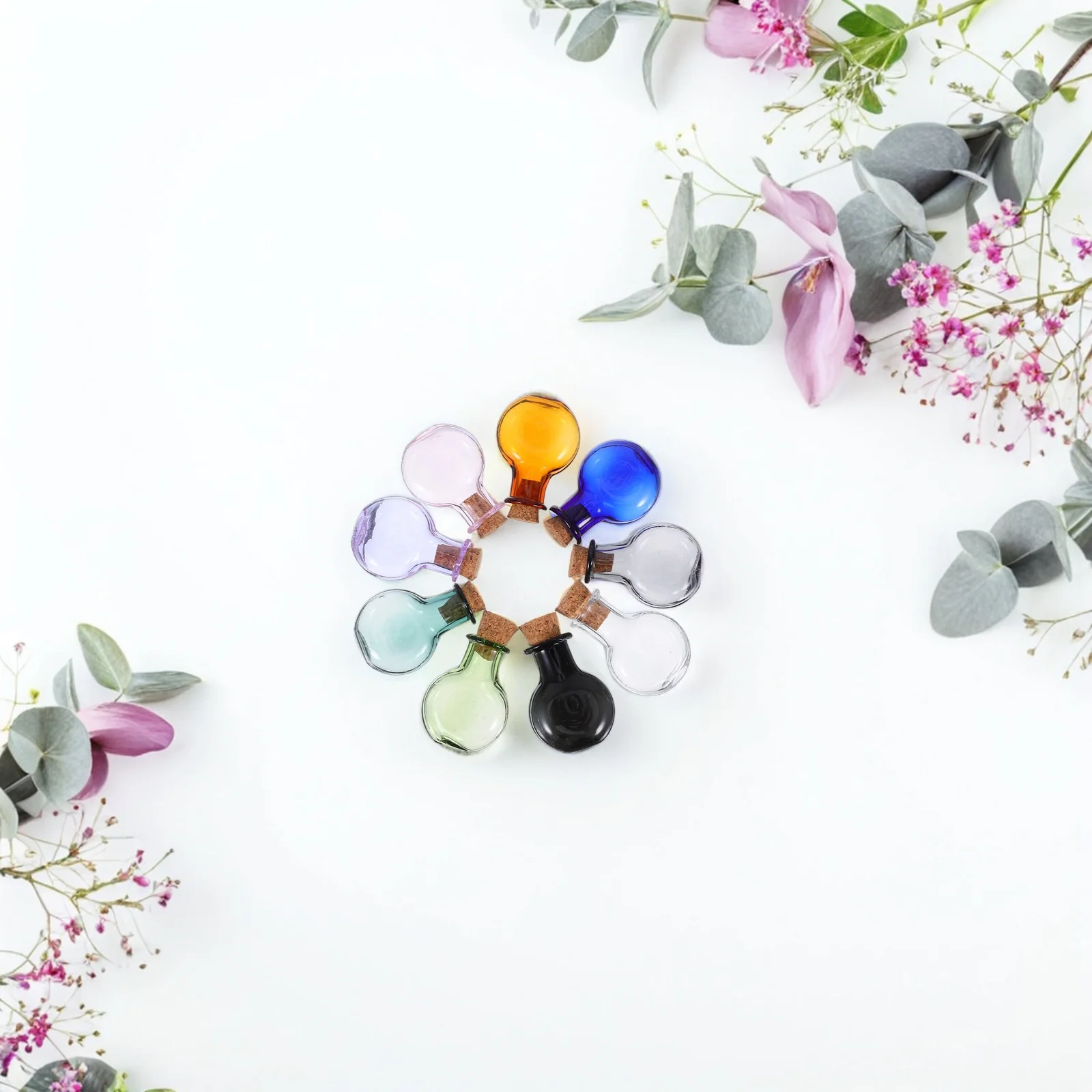 

9Pcs Mini Flat Glass Bottles Decorative Tiny Jars Cork Sealed for Wedding Party DIY Crafts Small Glass Storage