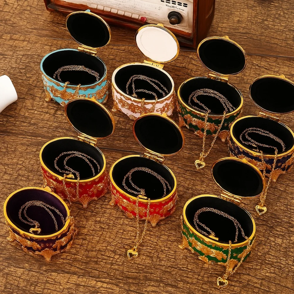 

Necklace Case European Style Metal Jewelry Box Oval Zinc Alloy Rose Enamel Box Vintage Trinket Organizer For Home Wedding
