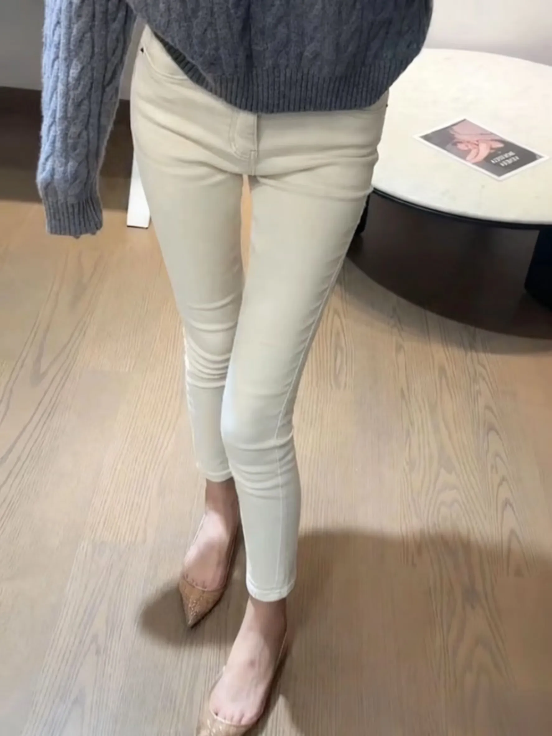 

Classic High-Waist Slim Fit White Denim Jeans Ladies' Casual Cotton Stretch Nine-Piece Pencil Pants Autumn Faion