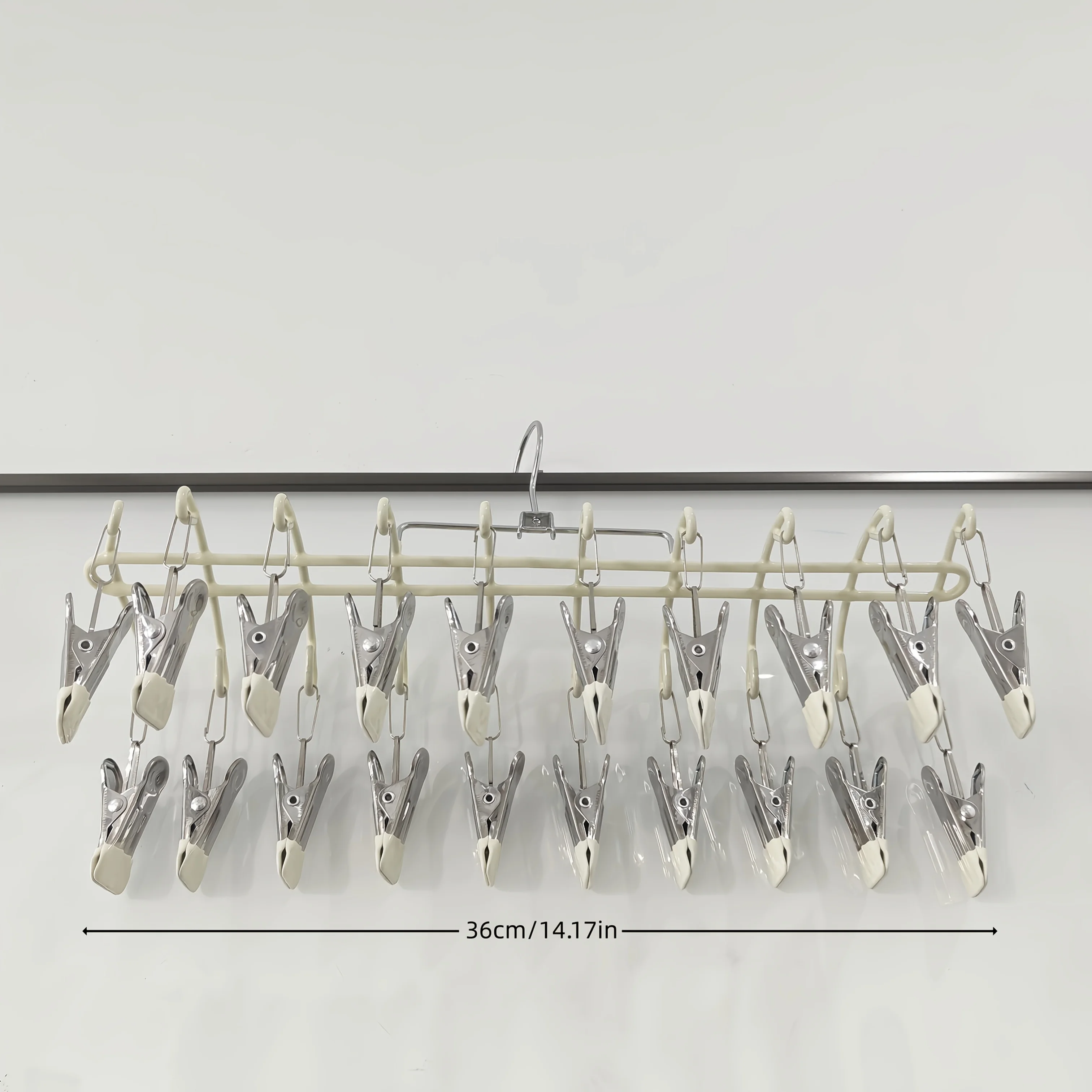 Metal Clip Hanger with 20 Clips, Stackable Space Saver Closet Organizer for Pants Underwear Scarves